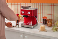 Ekspres kolbowy z młynkiem KitchenAid - czerwony karmelek (5KES6551ECA) - 5